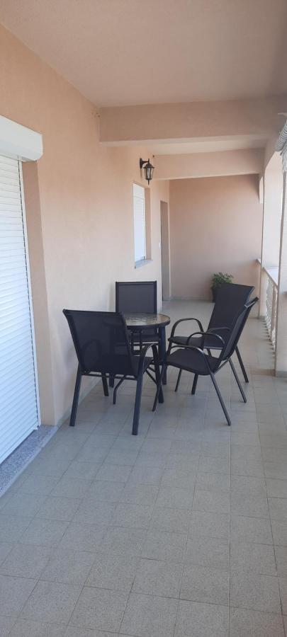 Apartment Elena Galovac  Экстерьер фото